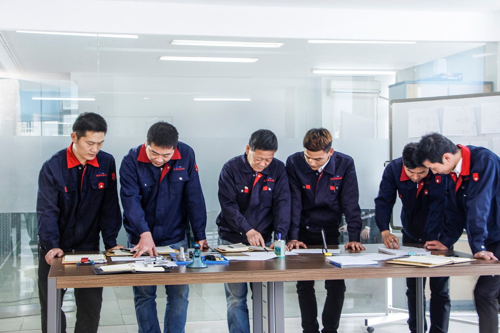 Professional technical engineering team Professional technical engineering team